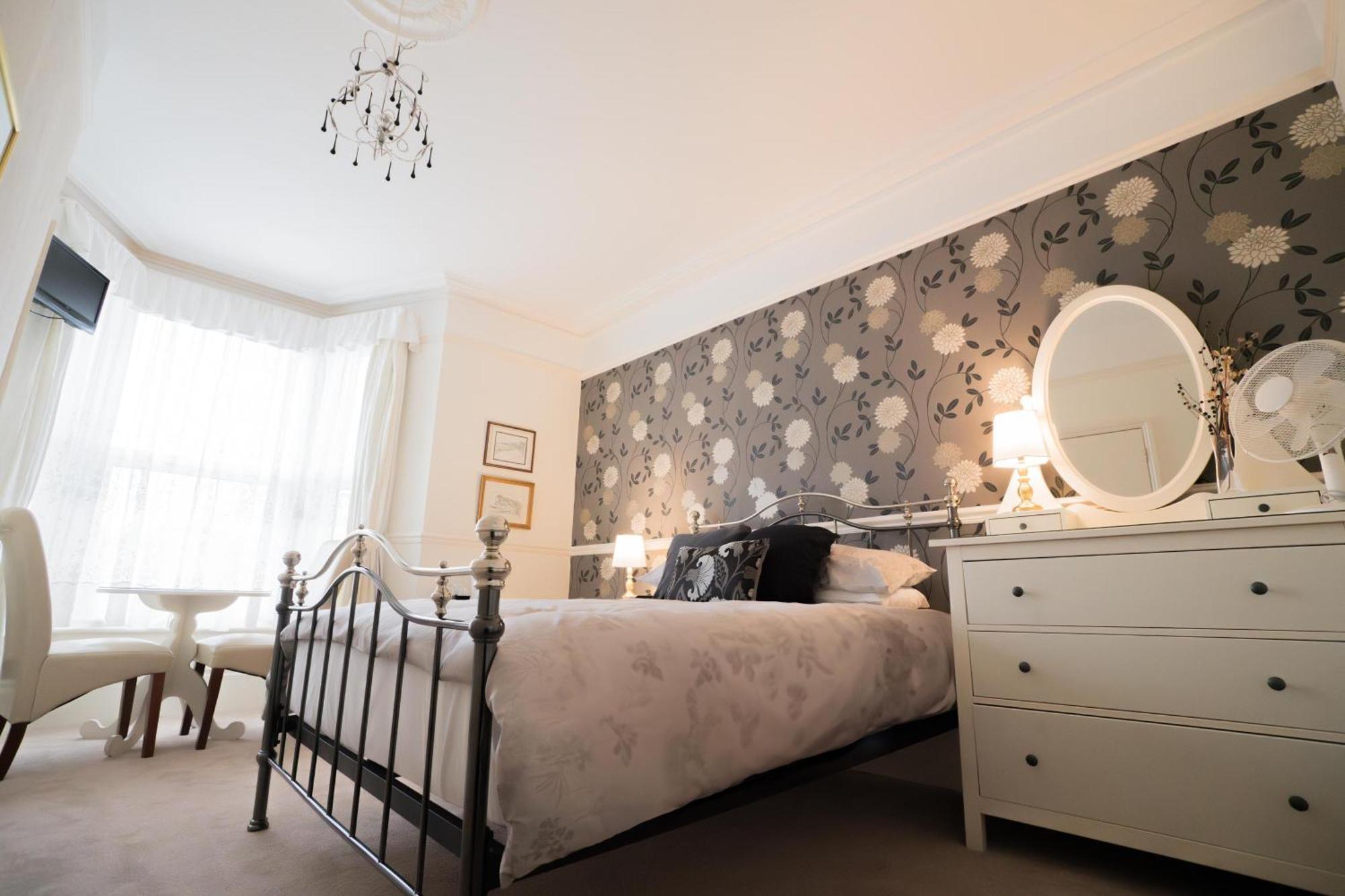 Maison Dieu Guest House โดเวอร์ ภายนอก รูปภาพ